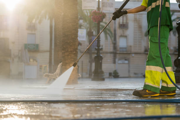 Best Sidewalk Pressure Washing  in Manteo, NC